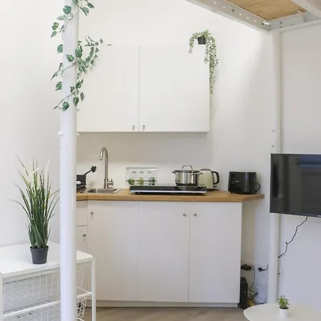 Apartment Cozy Design Work And Living Near Ku Damm Berlin